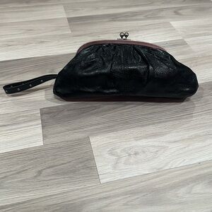 Kenneth Cole Reaction Black Leather Clutch Wristlet